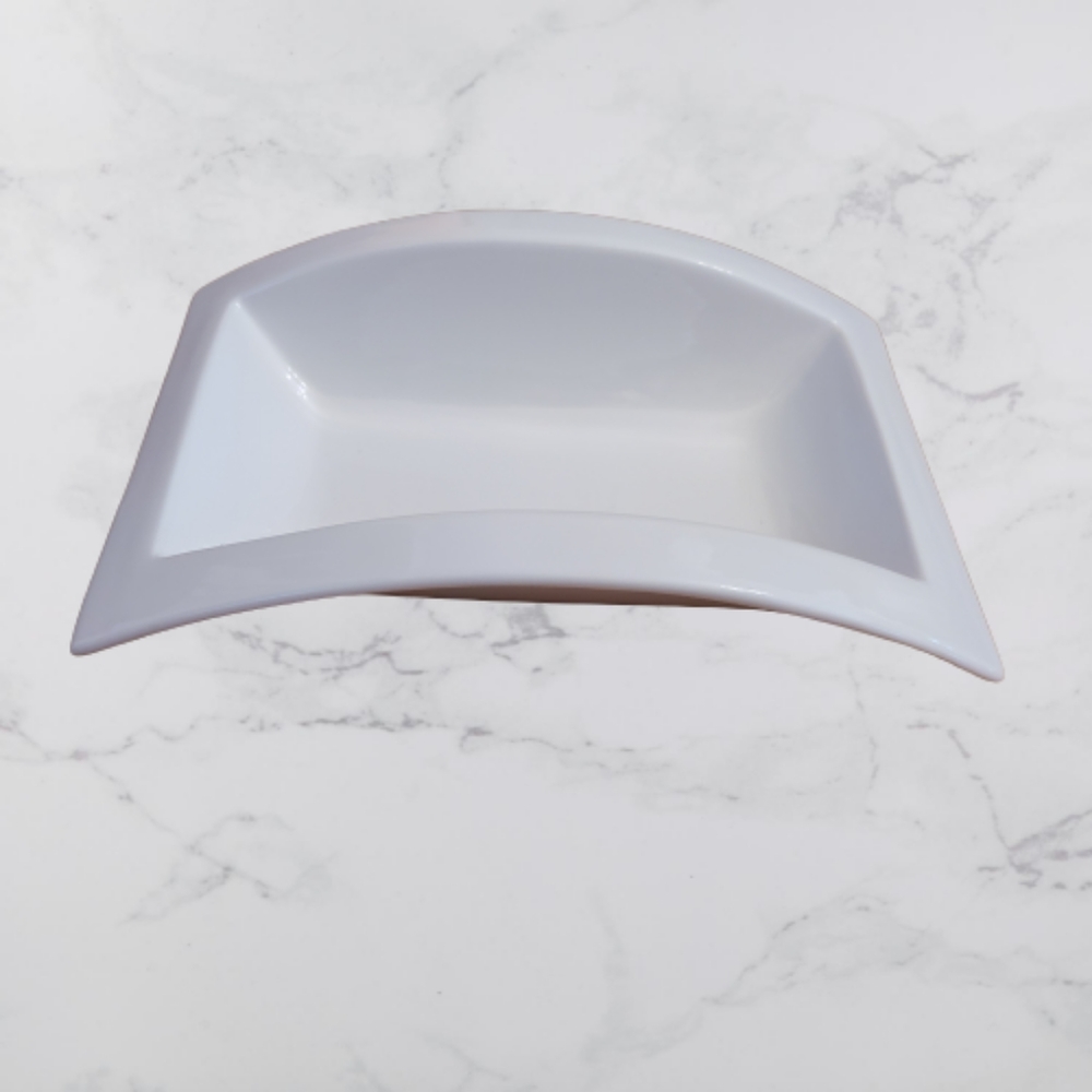*10 Strawberry Street Modern Planar Specialty Serving Dish